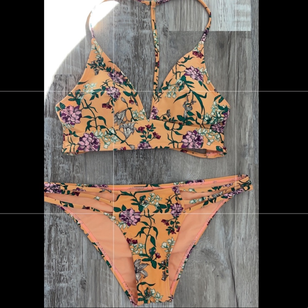 Bathing suit